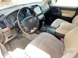 Toyota Land Cruiser GXR  2011 V8